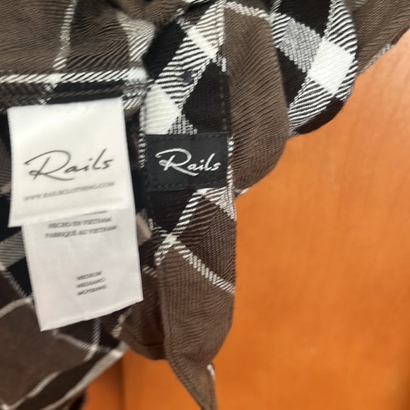 RAILS HUNTER shirt~ plaid button front blouse - Picture 5 of 10